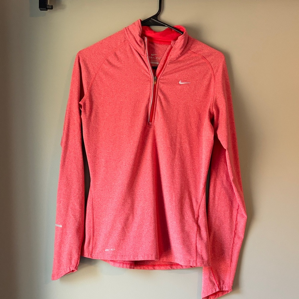 Nike dry fit Women's Coral Long Sleeve half zip pullover